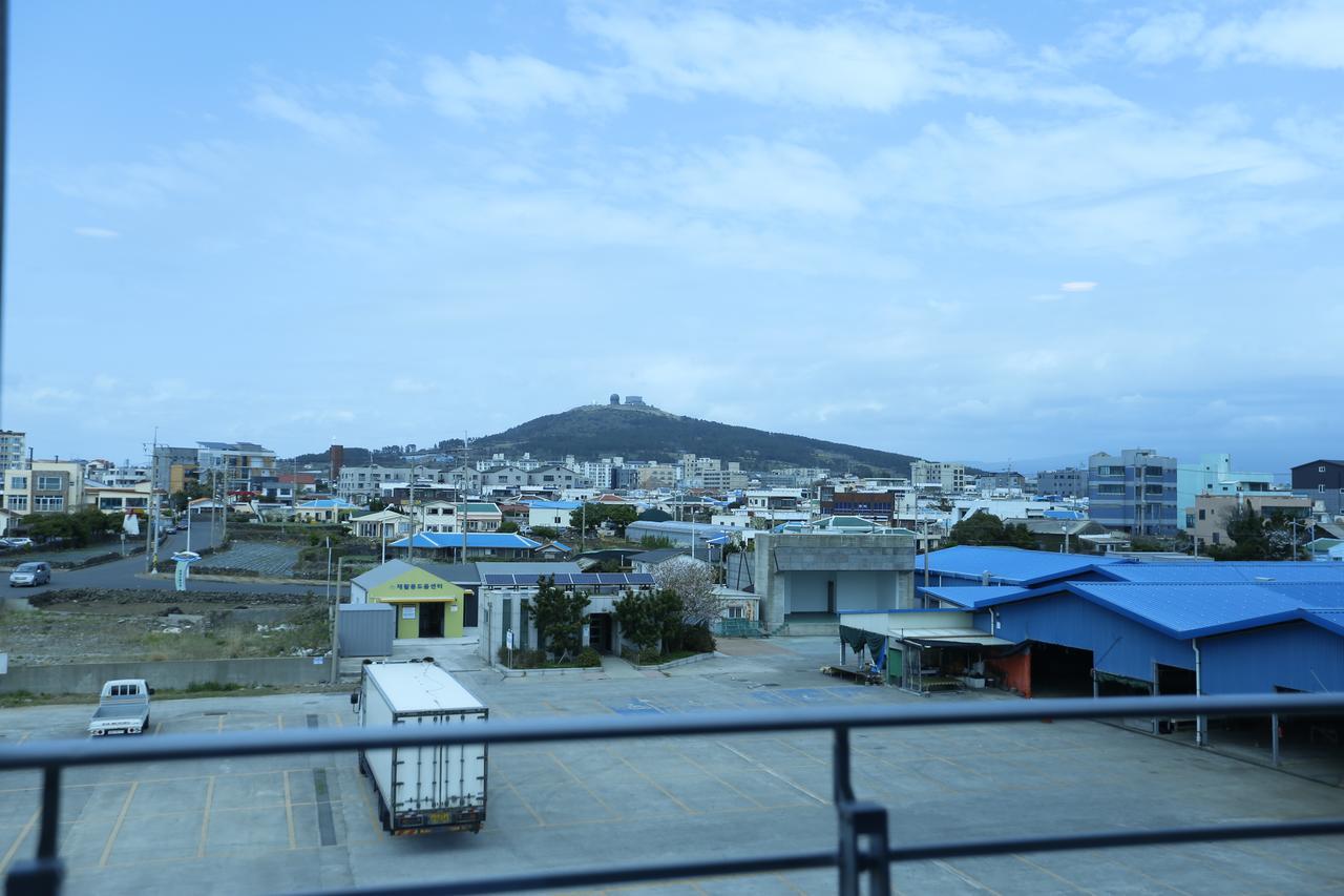 Hotel52 Seogwipo Exterior photo