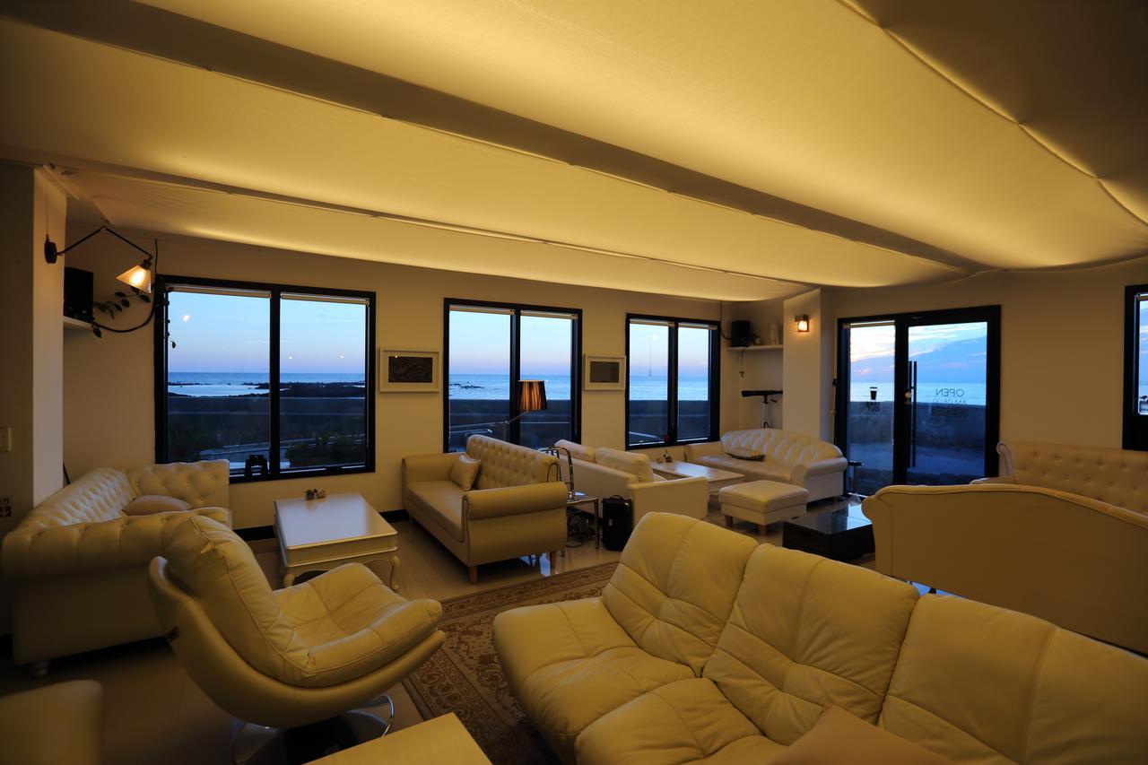 Hotel52 Seogwipo Exterior photo